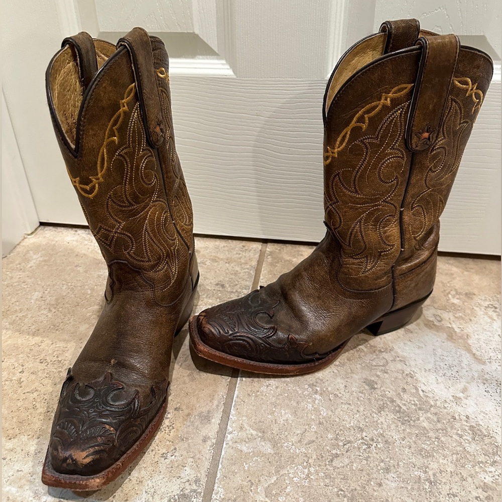 Gently Worn Cowboy Boots!